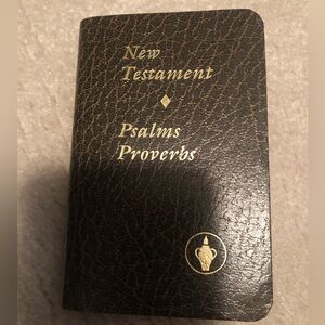 Gideons Pocket New Testament, Psalms And Proverbs